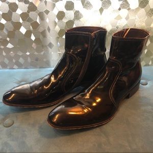 Men’s patent zip beetle boots
